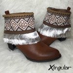 cubrebotas etnico flecos blancos par