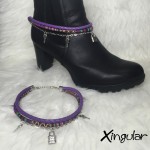 pulsera botas con candado violeta y etnico violeta muestra