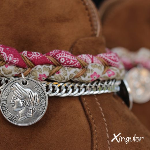 pulsera botas trenzada roja detalle