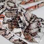 flecos zapatillas serpiente floral detalle