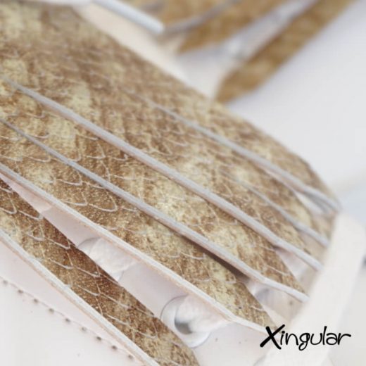 flecos zapatillas camuflaje dorado detalle