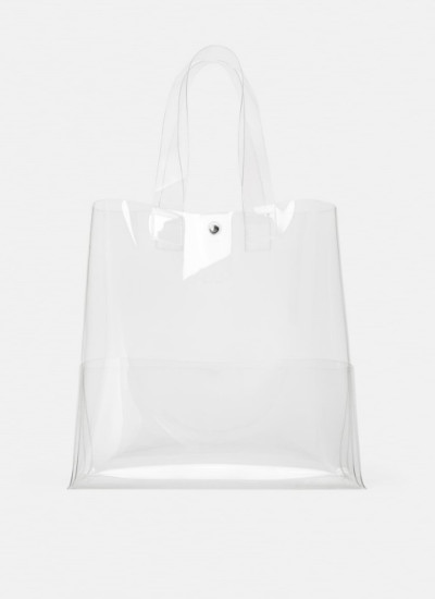 La-fiebre-por-las-prendas-y-complementos-transparentes-3.